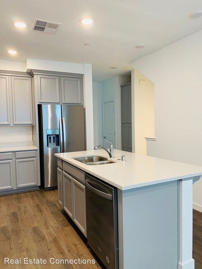 Foto del edificio - 3 br, 3 bath House - 705 Fruit Ranch Loop