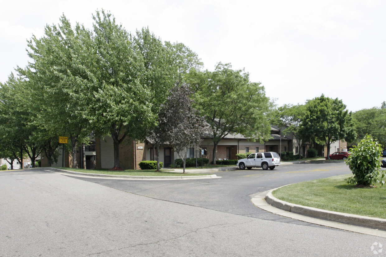 Primary Photo - Stadium Drive Apartments