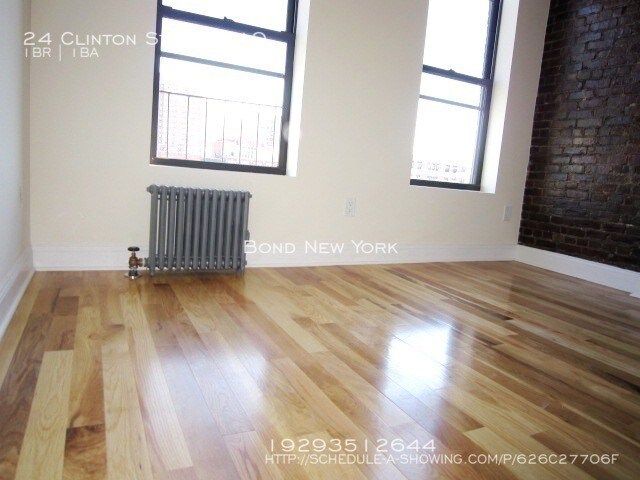 Building Photo - 24 Clinton St