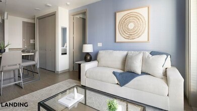 Building Photo - 101 S Center St