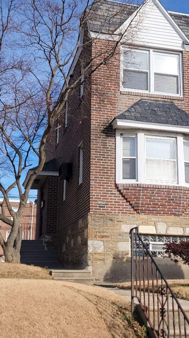 Foto del edificio - Welcome to your new lovely home in the Mt. Airy section of Philadelphia!!!