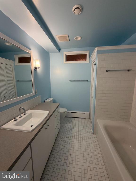 Building Photo - 2442 20th St NW