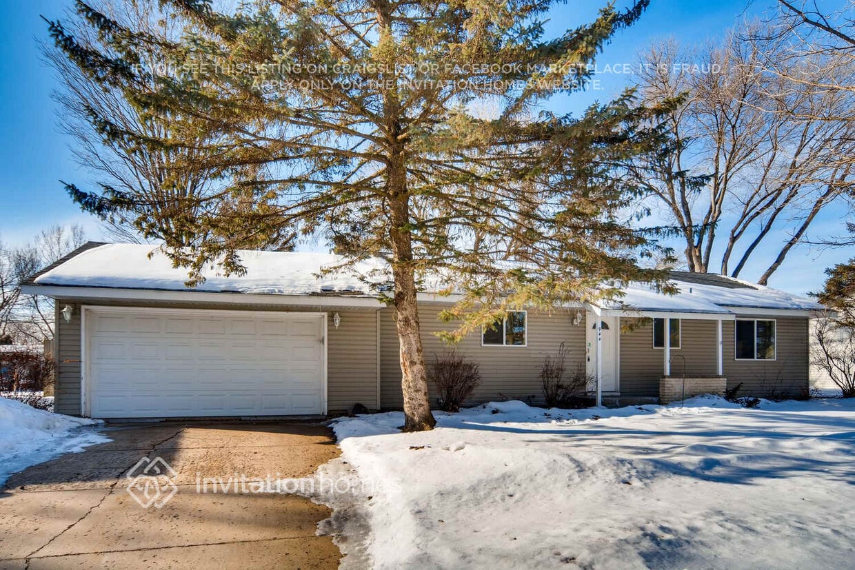 Foto principal - 944 Beacon Ln