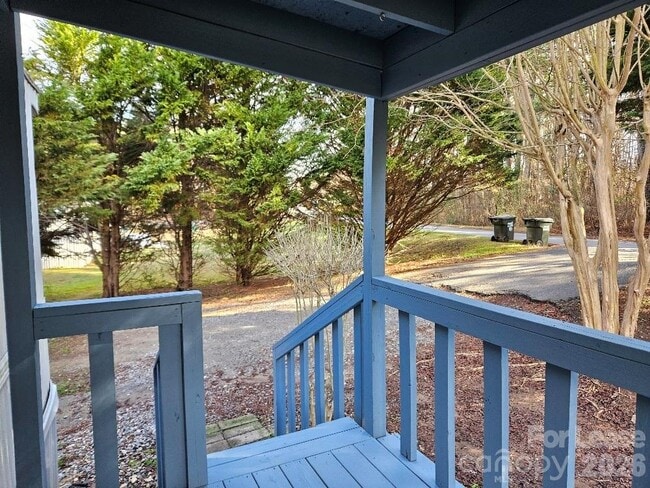 Foto del edificio - 776 Montgomery Dr