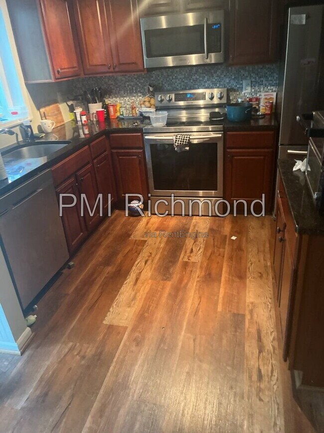 Foto del edificio - 4802 Ballyshannon Ct