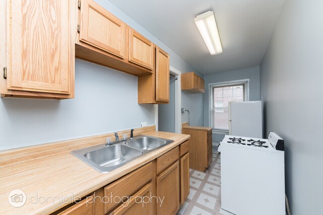 Foto del edificio - 3259 W Wrightwood Ave