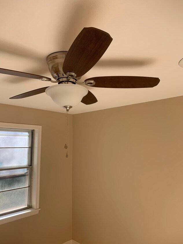 203 W Carolanne Blvd, Marshall, TX 75672 House Rental in Marshall, TX