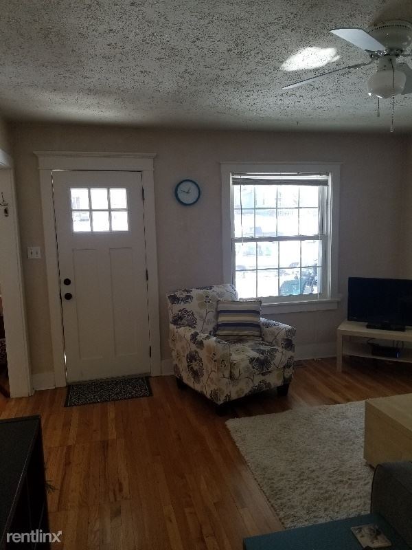 Building Photo - 2 br, 1 bath Apartment - 420 E Elizabeth St