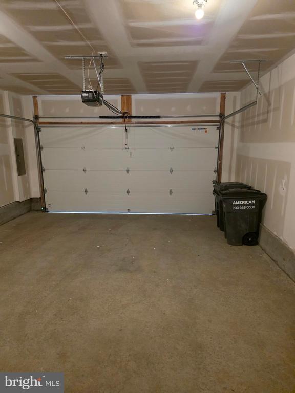 Building Photo - 43433 Wilcox Terrace