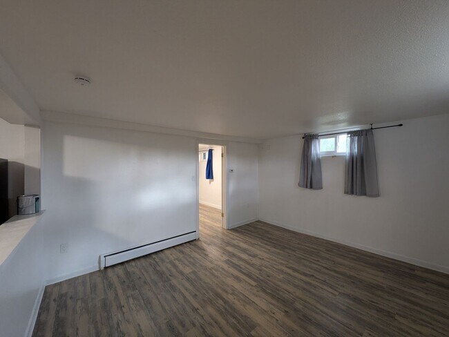 Building Photo - 2 Bedroom in Wheat Ridge - Don't Miss Out!