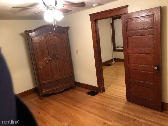 Foto del edificio - 2 br, 1 bath Apartment - 27A Elm Street