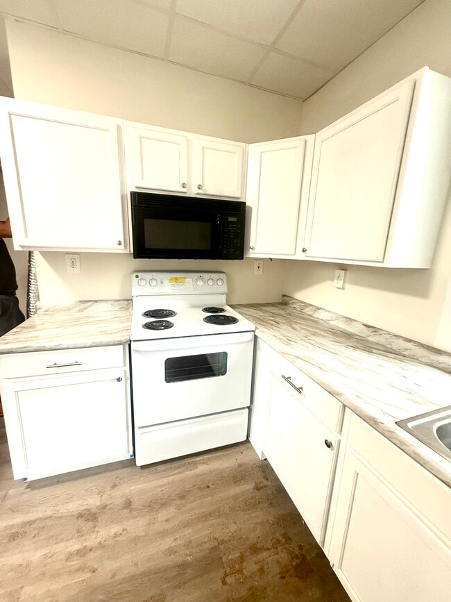 Foto del edificio - 2128 St Michael St