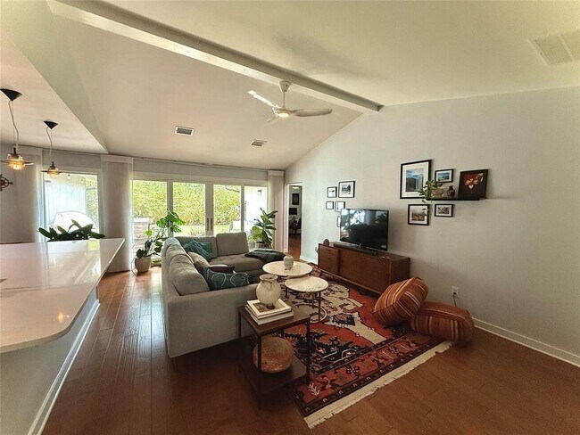 Foto del edificio - 9603 Marsh Dr