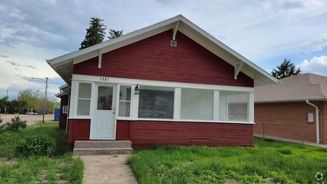 Building Photo - 1381 3rd St