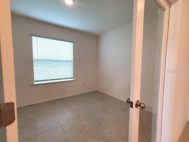 Building Photo - 26518 Deep Creek Blvd