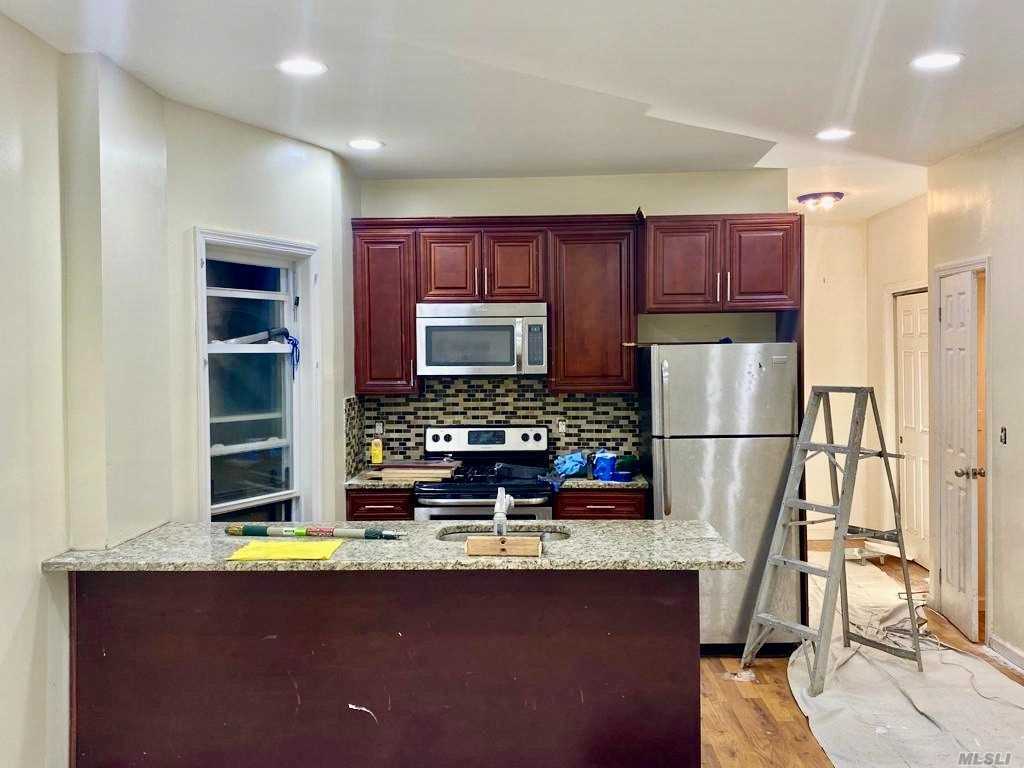 Foto del edificio - 2147 Belmont Ave