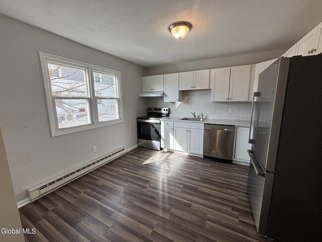 Foto del edificio - 22 Church St Ext