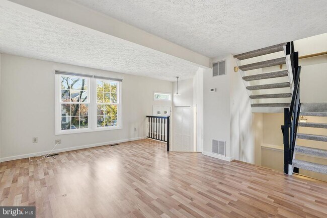 Building Photo - 13225 Custom House Ct