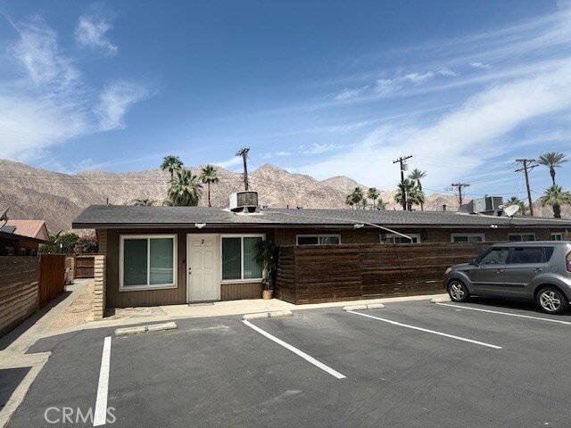 Foto del edificio - 51099 Eisenhower Dr