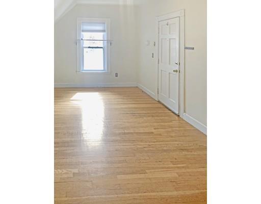 Building Photo - 357 Medford St