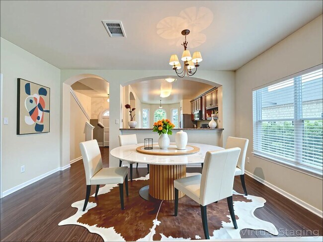 Building Photo - 4025 Meadow Bluff Way