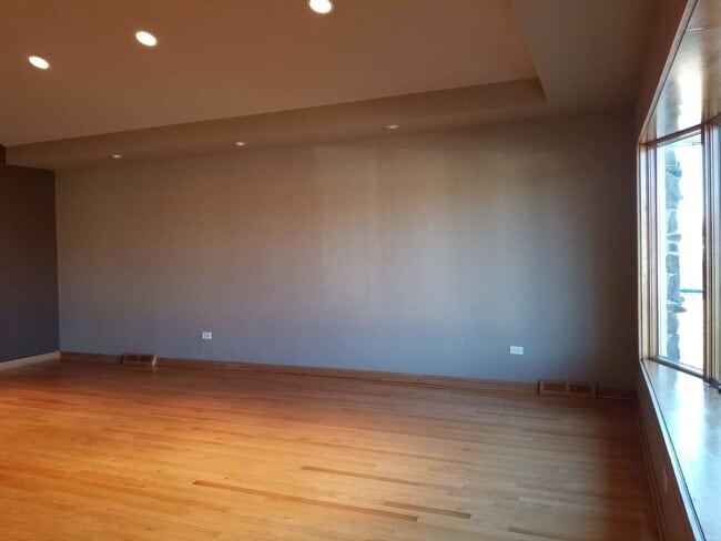 Foto del edificio - 8548 N Overhill Ave