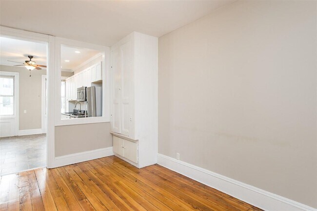 Foto del edificio - 351 7th St