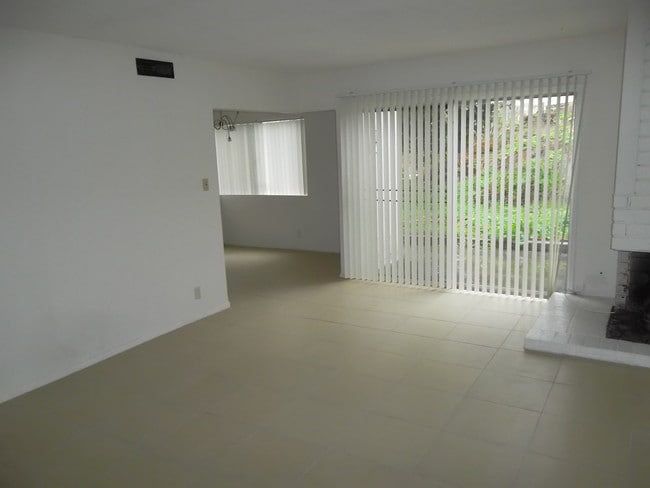 Living Room - 1857 W Malvern Ave