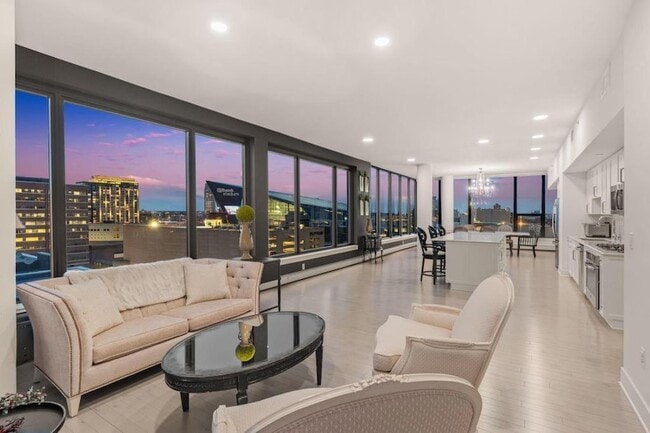 Foto del edificio - 740 Portland Ave
