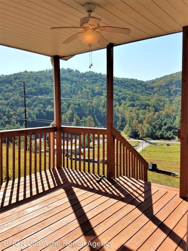 Building Photo - 2 br, 2 bath House - 1520 Idlewild Rd