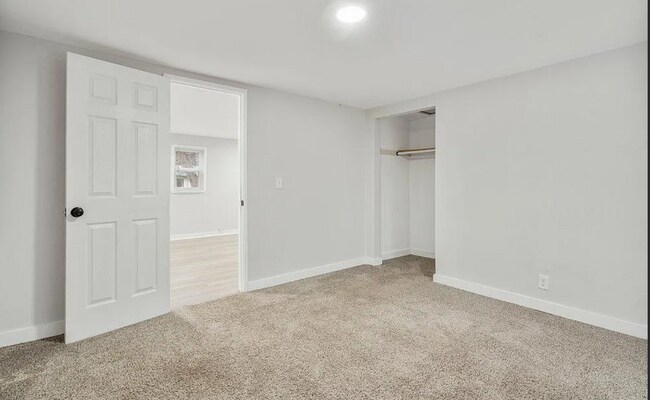 Foto del edificio - Charming 2 Bedroom Home on a Large Private Lot!