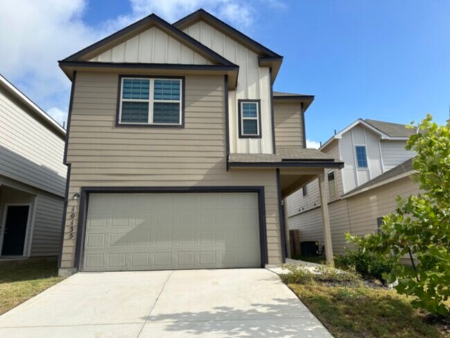 Building Photo - 3Br 2Fb 1HB