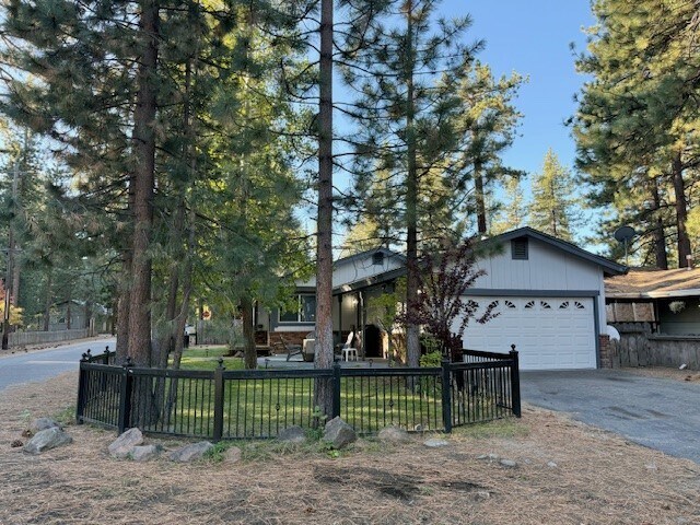 Foto del edificio - 890 Alameda Ave