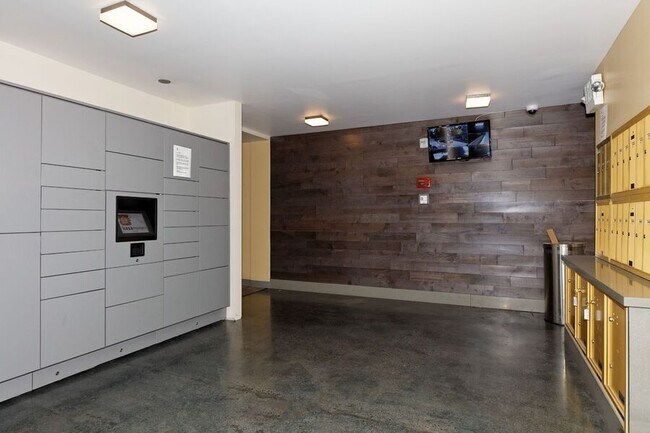 Foto del edificio - 2240 Blake St