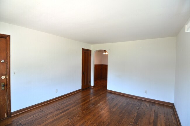 Foto del edificio - 2553 Williams Ave