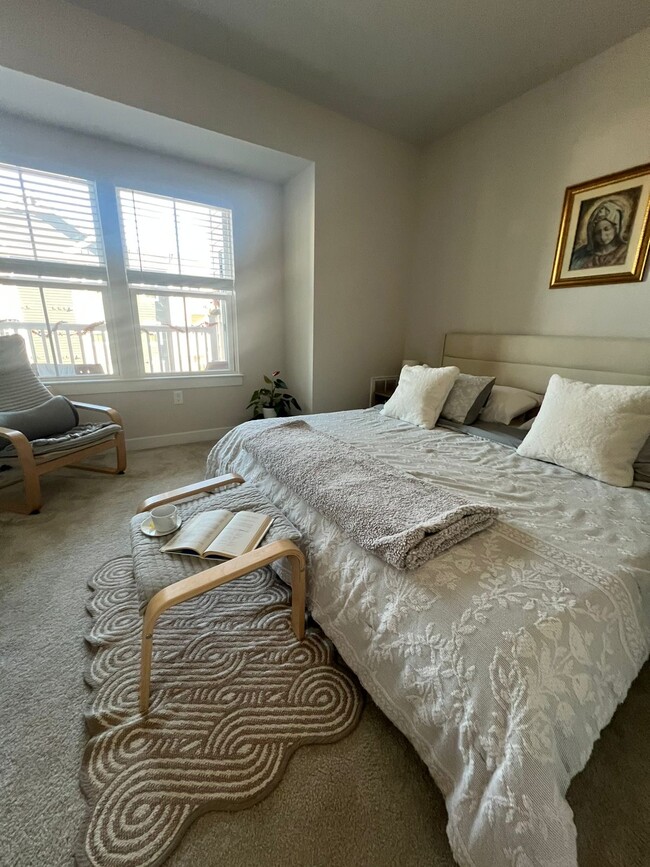 Building Photo - 6655 Citory Way