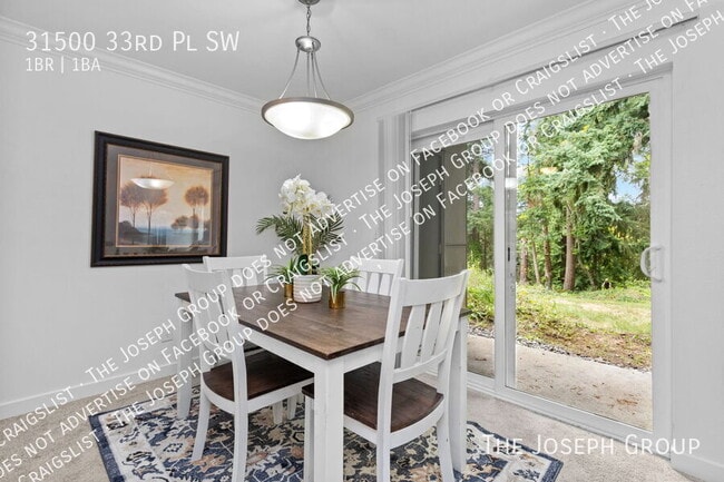 Building Photo - 31500 33rd Pl SW