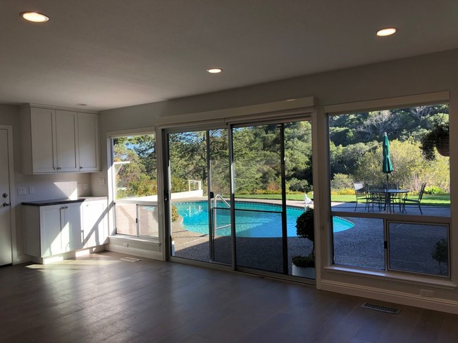 Building Photo - 15 Thunderbird Dr