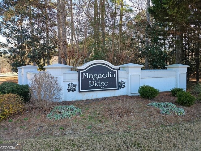 Foto del edificio - 185 Rock Hill Dr