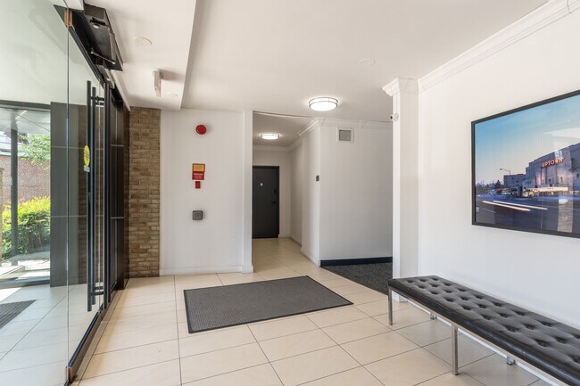 Foto del edificio - 2755 Ordway St NW