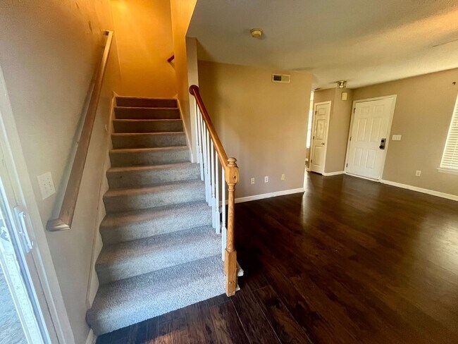 Foto del edificio - 1301 Davis Mill Rd