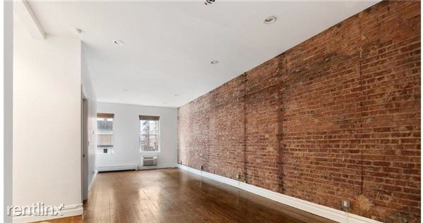 Primary Photo - 235 Bleecker St