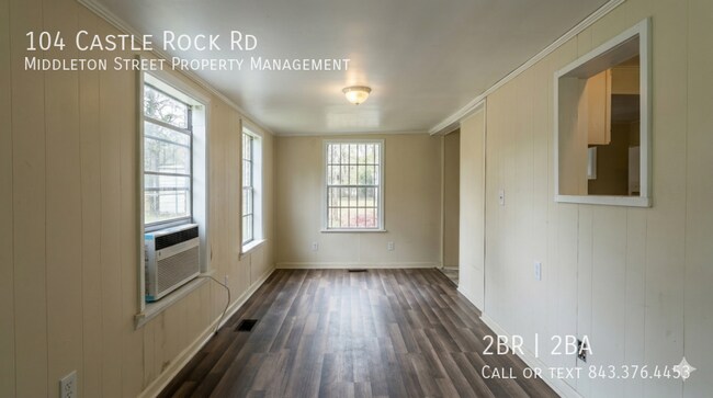 Foto del edificio - 104 Castle Rock Rd