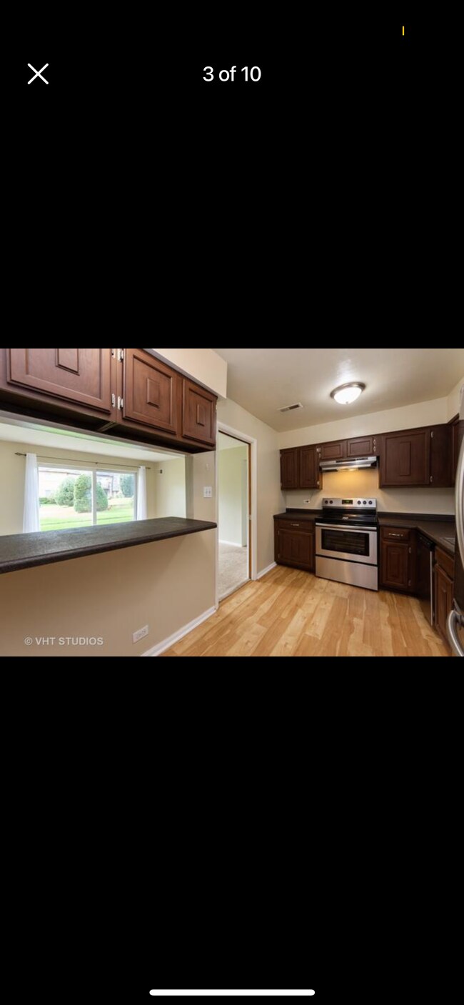 9397 Bay Colony Dr Unit 1w, Des Plaines, IL 60016 Condo for Rent in