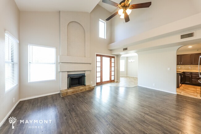 Foto del edificio - 7712 W Behrend Dr