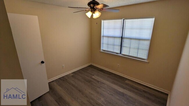 Foto del edificio - 959 Shady Ln