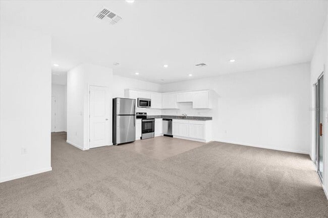 Building Photo - 5942 Chestnut Grv Pl