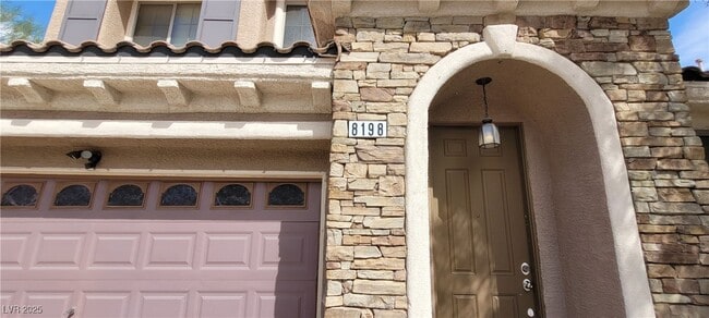 Foto del edificio - 8198 Rock Meadows Dr