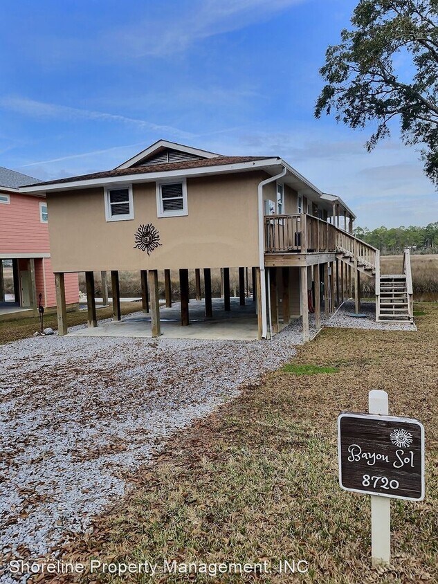 Primary Photo - 2 br, 1 bath House - 8720 W. Simmons Bayou