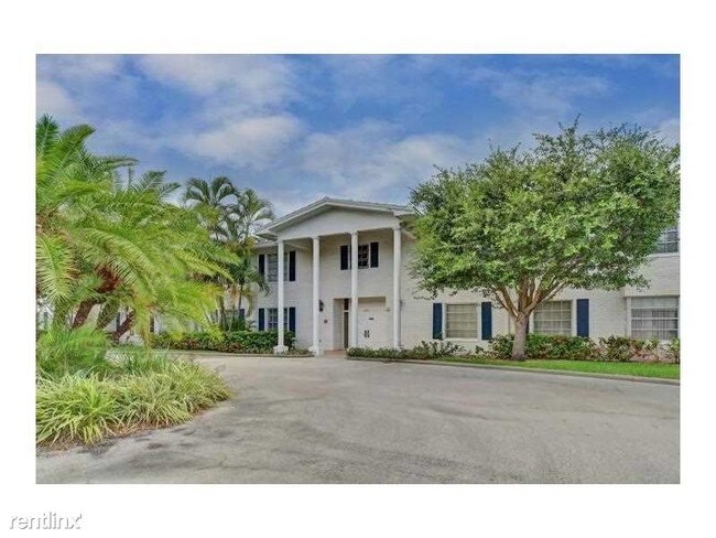 1 br, 1.5 bath Condo - 2200 NE 66th St xxx photo'